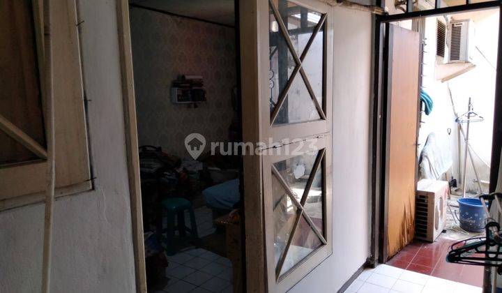 Dijual Murah Rumah Halaman Luas Palm Bintaro 2