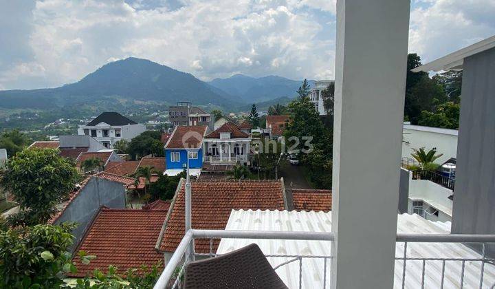 Dijual Rumah 4 Lantai View Gunung Sentul City 2