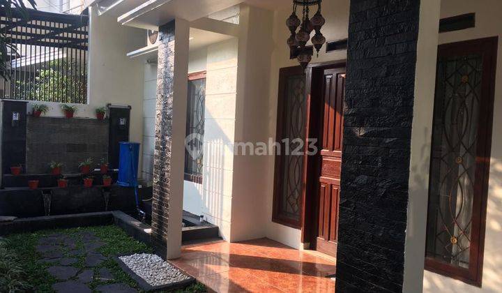  RUMAH Cantik  2 Lt nyaman cozy SIAP HUNI BEBAS BANJIR KENCANA LOKA BSD 1