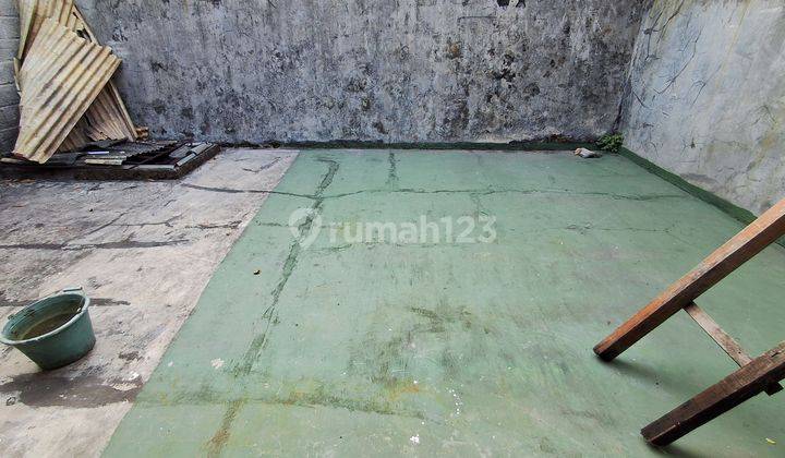 Rumah Lama Butuh Renovasi Bebas Banjir Dekat Jakarta Selatan 2