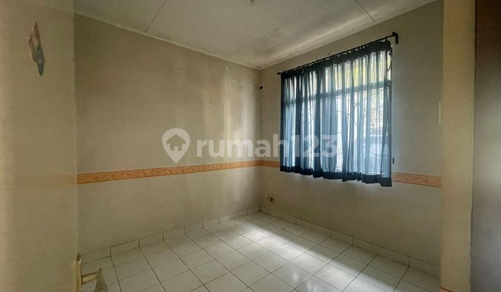 Affordable House in Kencana Loka BSD City -Nunel 2