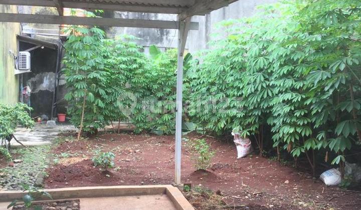 Large Land House In Bintaro Permai, South Jakarta