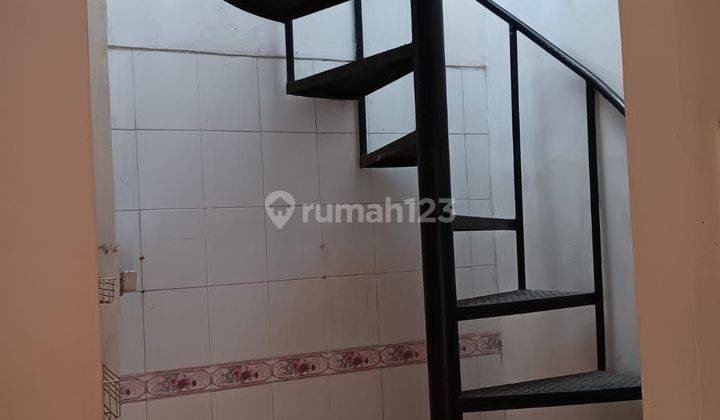 Sewa Rumah Bebas Banjir Dekat Toll Bandara Jakarta Selatan 2