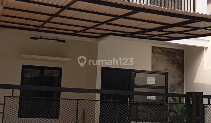 Rumah Modern Minimalis Dekat Stasiun Dan  Tol Gate Bebas Banjir Nusaloka Bebas Banjir Bsd 1