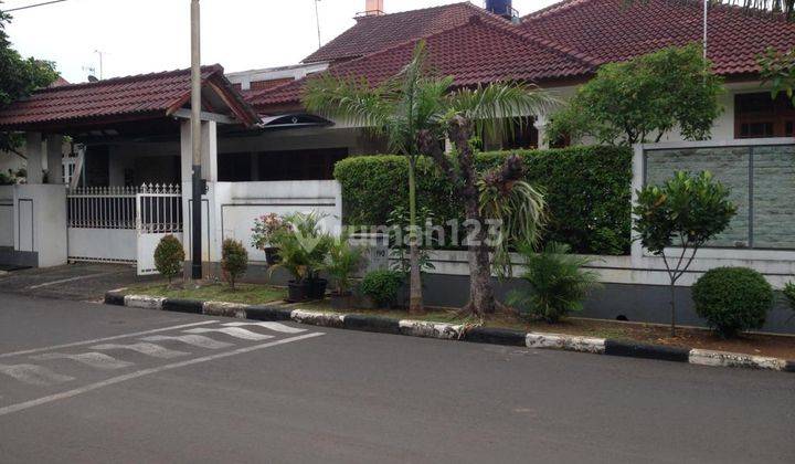 Rumah Area Pancoran Jakarta Selatan Dalam Cluster Dekat Stasiun 1