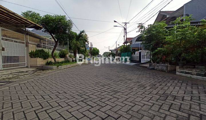 RUMAH HITUNG HARGA TANAH, LOKASI STRATEGIS DI SATELIT UTARA SURABAYA, DEKAT SUKOMANUGGAL, DARMO SATELIT, DARMO PERMAI, PRADAH, DUKUH KUPANG, BUKIT DARMO GOLF, PAKUWON INDAH & GRAHA FAMILY