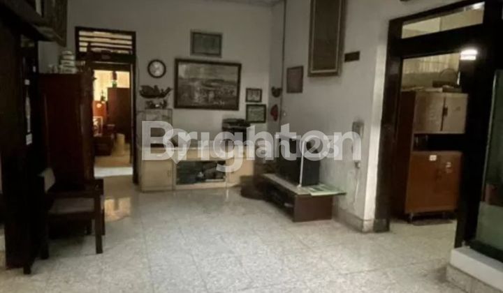 RUMAH STRATEGIS DI PUSAT KOTA KUDUS AREA ALUN-ALUN 2