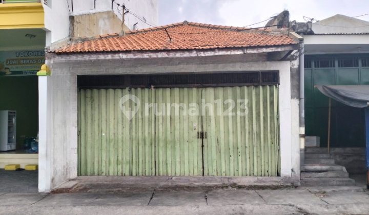 Dijual Ruko 1,5 Lantai di Jalan Raya Sidotopo Wetan, Surabaya Utara Dijual Ruko 1,5 Lantai di Jalan Raya Sidotopo Wetan, Surabaya Utara