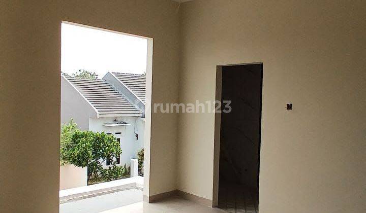 Rumah 2 Lantai Siap Huni Lokasi Dekat Stasiun Depok  2