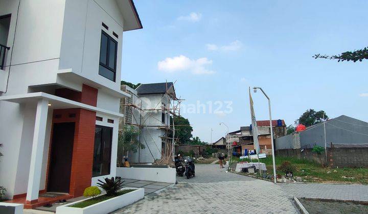 Rumah 2 Lantai Di Lokasi Strategis Jati Asih  2