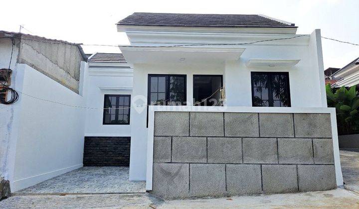 Rumah ready unit lokasi strategis di dekat stasiun depok  2