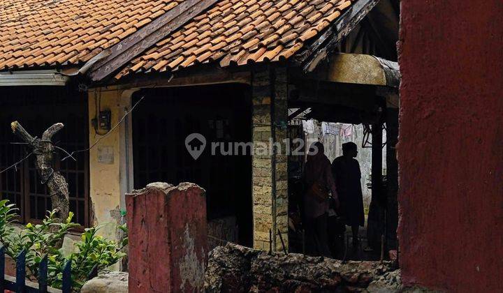 Di Jual Tanah + bangunan di jalan Utama lenteng agung  1