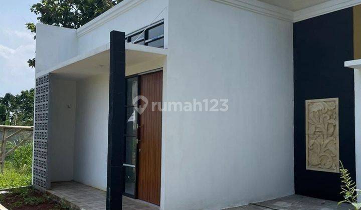 Rumah di Cilodong SHM di lingkungan asri  2