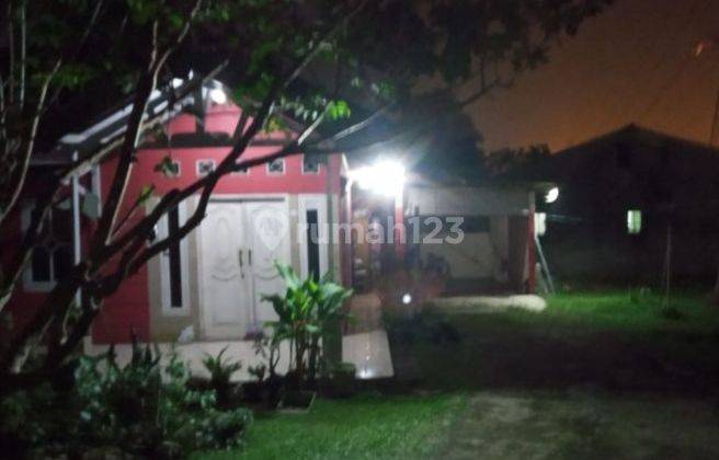 Di jual rumah 5 menit stasiun depok dengan halaman luas di lokasi strategis 2