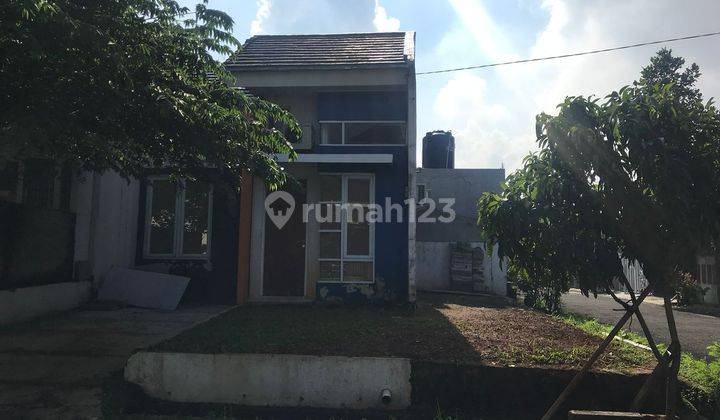 Rumah di jual di bawah harga pasar dalam komplek besar grand depok city posisi hoek 1