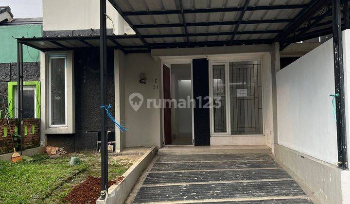 Di jual cepat rumah dalam cluster acacia grand depok city dekat stasiun depok 1