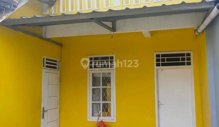 Di jual Cepat rumah 2 lantai dekat stasiun harga di bawah pasar 2