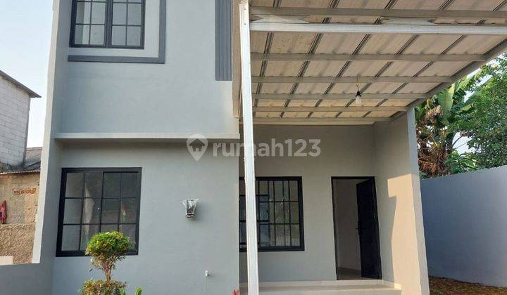 Rumah 2 Lantai Di Jalan Utama Dekat Stasiun Depok 1