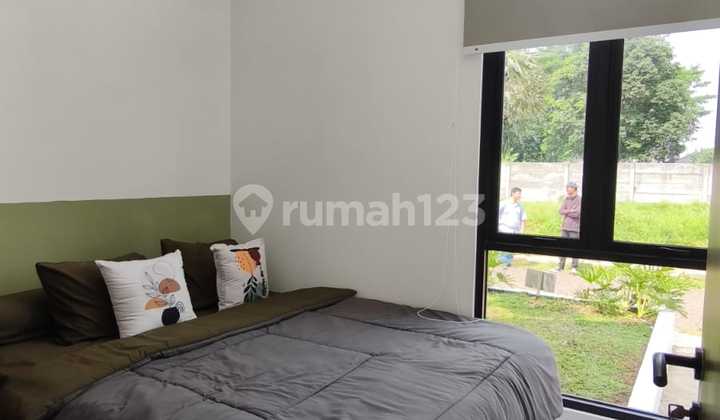 Rumah Cantik di Pusat Kota Cibinong Rumah Cantik di Pusat Kota Cibinong