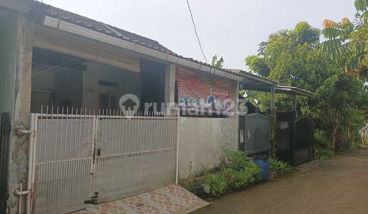 Ready-to-Occupy House Inside the Tajur Halang Complex