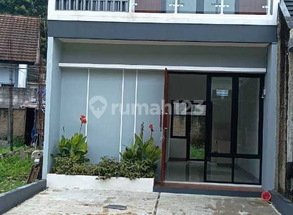 Rumah Take Over 2 Lantai di Perum Besar Depok