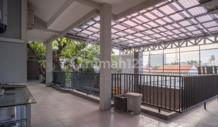 Rumah Cocok untuk Usaha di Surabaya Pusat 2
