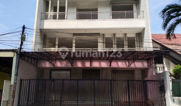 Ruko Raya Jemur Andayani