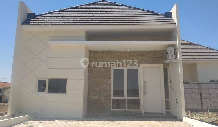 Rumah Bagus SHM di Royal Indah Regency Sidoarjo, Sidoarjo 1