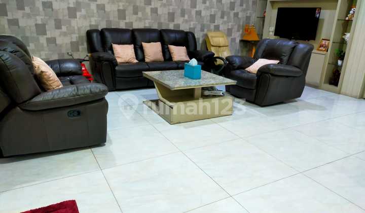 Rumah Bergaya Minimalis Modern Di Muara Karang, Jakarta Utara