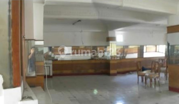 Dijual Ex. Restoran Padang Strategis Di Jl.  Raya Daan Mogot