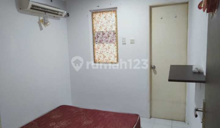 Apartemen Teluk Intan Lantai 5 di Penjaringan, Jakarta Utara. 2