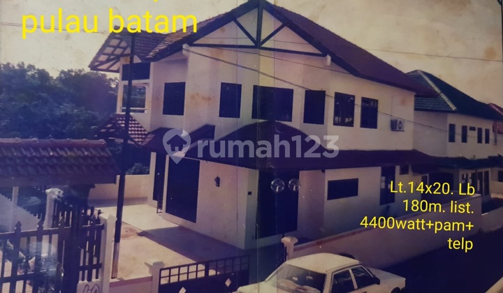 Rumah Bergaya Minimalis Di Batu Ambar, Batam 1