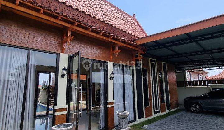 Rumah Villa Dengan Kolam Renang Pribadi Area Wisata Candi Prambanan 2