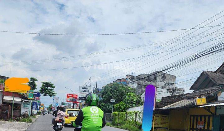 Ruang Usaha Minimarket Tepi Jl  Kaliurang Km 10 Dekat Kampus UGM & UII 2