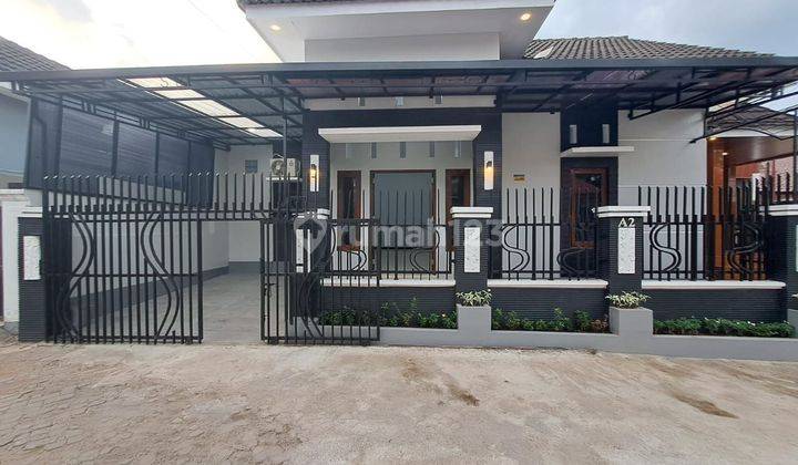 Bu ! Turun Harga! Rumah Cantik Dalam Perumahan Area Jl. Solo Dalam Ringroad Dekat Amplaz & Kampus Upn 2