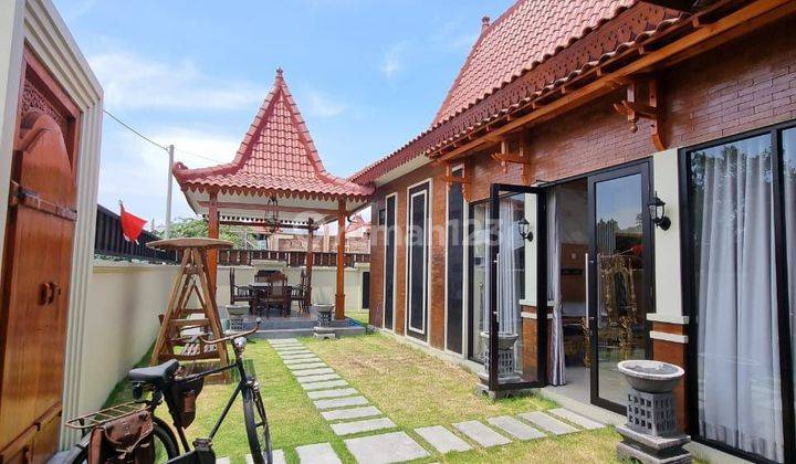 Rumah Villa Dengan Kolam Renang Pribadi Area Wisata Candi Prambanan 1