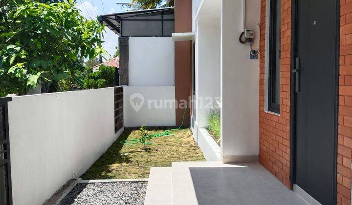 Rumah Baru Area Banyuraden Jl. Godean Dalam Ringroad Dekat Stpn 2