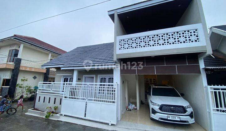 Rumah Cantik Area Tajem Maguwoharjo Dekat Jogjabay, Kampus Unriyo 1