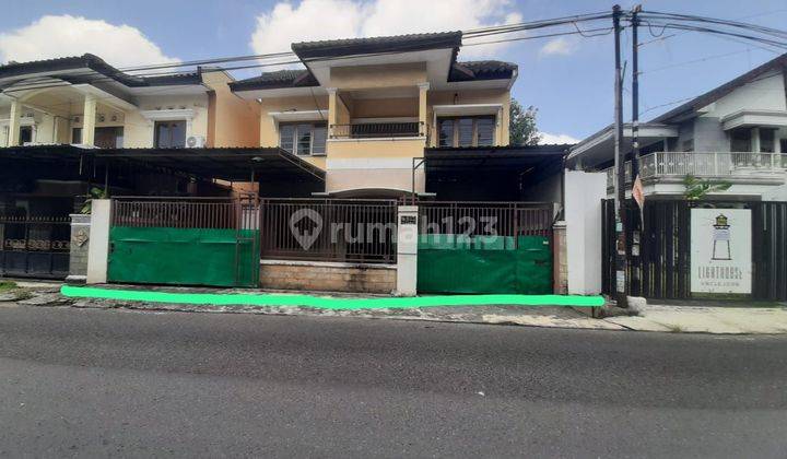 Rumah Bagus 2 Lantai Tepi Jalan Utama Seturan Cocok Buat Usaha Dekat Kampus Upn 1