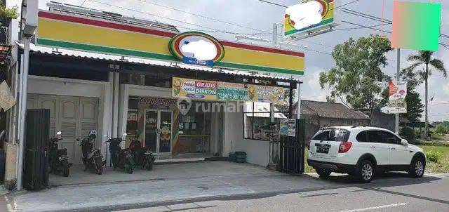 Minimarket Aktif Tepi Jalan Utama Area Gamping Dekat Kampus UMY 1