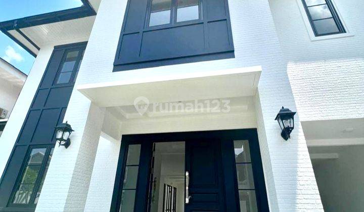 Rumah Baru 2lt Bsd Puspita Loka, High Ceiling, Pantry, Sanitary By Kohler, Granit 100x100 80x80, Powder Room 2