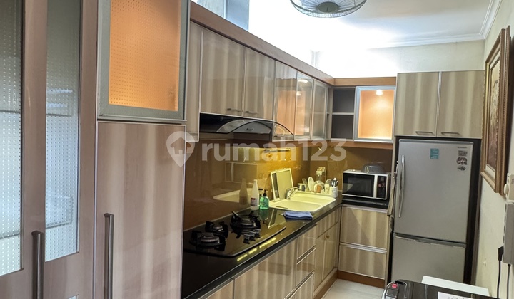 For Rent: Very Comfortable 2 Bedroom Apartment. Nice View. 2