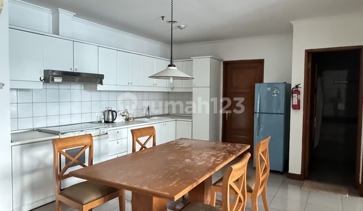 Disewakan Apartement 2 Kamar Depan South Quarter 1