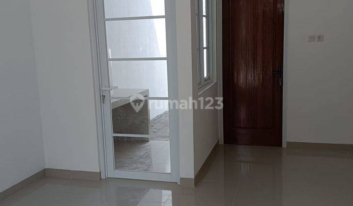 Rumah Cluster Cantik 2 Lantai siap Huni Di Pamulang 6