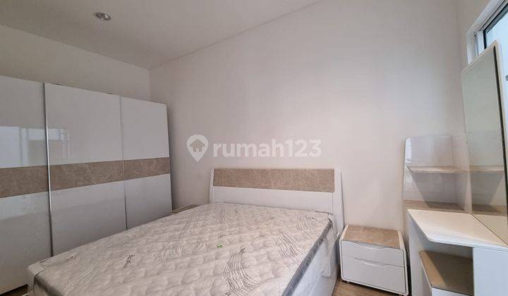 Rumah di Riviera Metland Puri 8