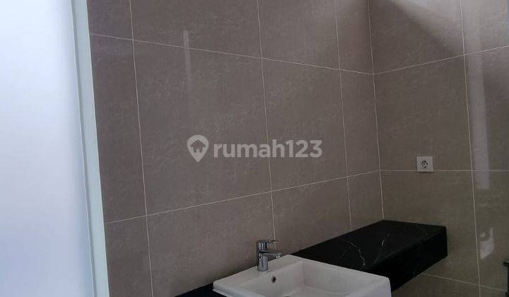 Rumah di Riviera Metland Puri 10