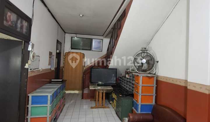 For Sale 2-Story House in Kalideres Permai, Jakarta 2