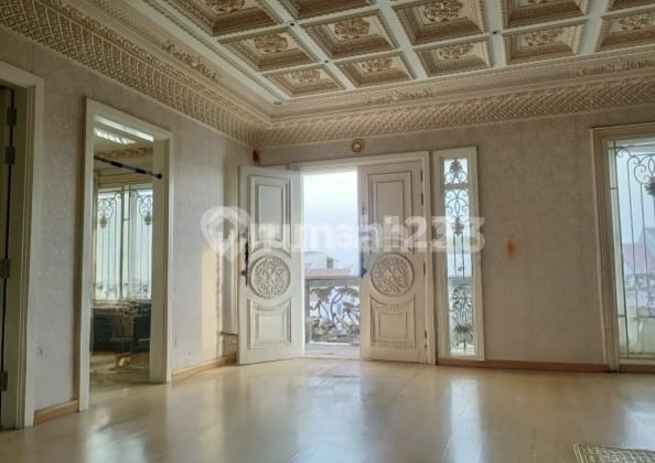 For Sale 3 1/2 Story House in Taman Palem Lestari, Jakarta