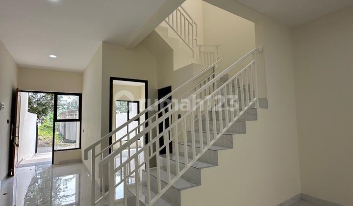 For Sale: DKI Meruya Jakarta Plot House For Sale: DKI Meruya Jakarta Plot House