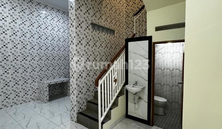 Dijual Rumah 2 Lt Brand New Poris Indah Tangerang 2